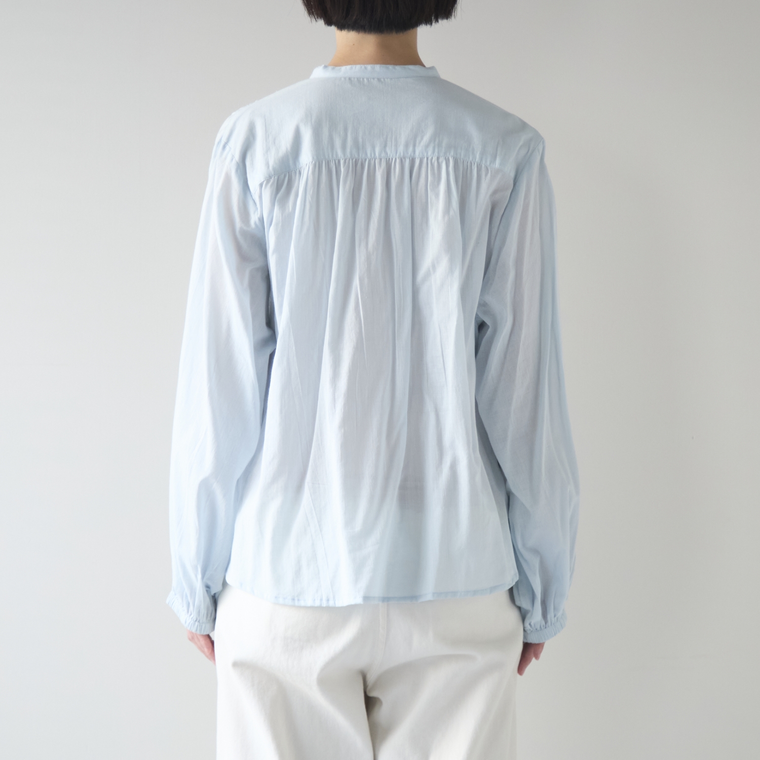 Kilka×kapuwa/風が通るなめらかモスリンブラウス
